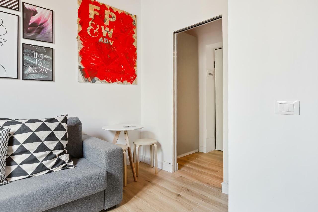 Modern And Cozy Apt In Porta Romana Milano Exteriör bild