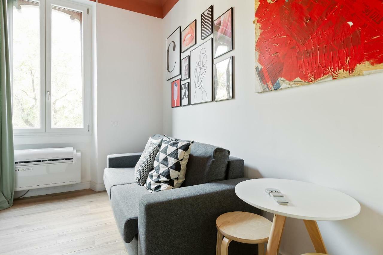 Modern And Cozy Apt In Porta Romana Milano Exteriör bild