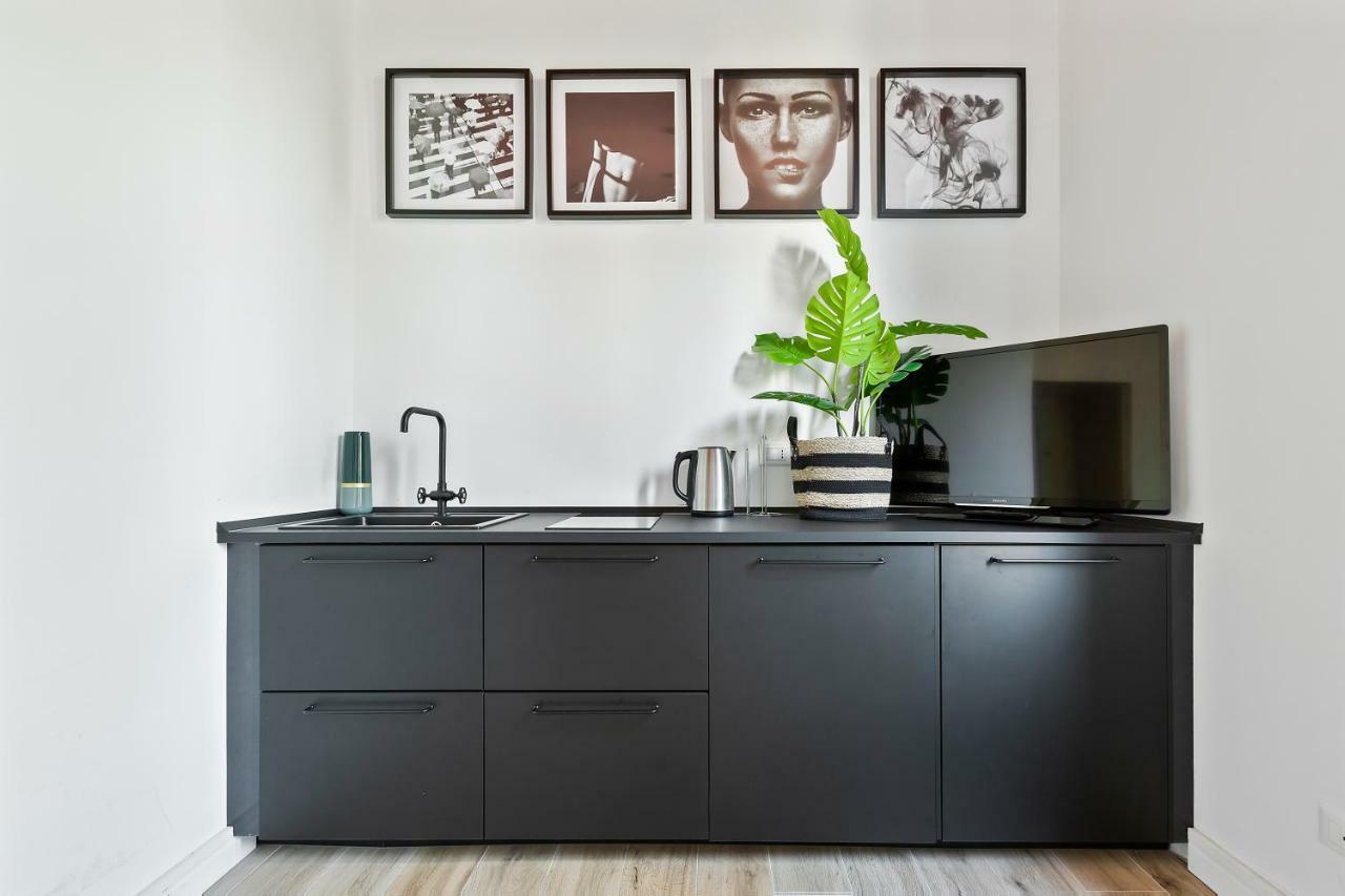 Modern And Cozy Apt In Porta Romana Milano Exteriör bild